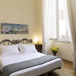 3* Πανσιόν All'obelisco